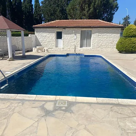 58 Coral Bay Seafront Villa Pégeia