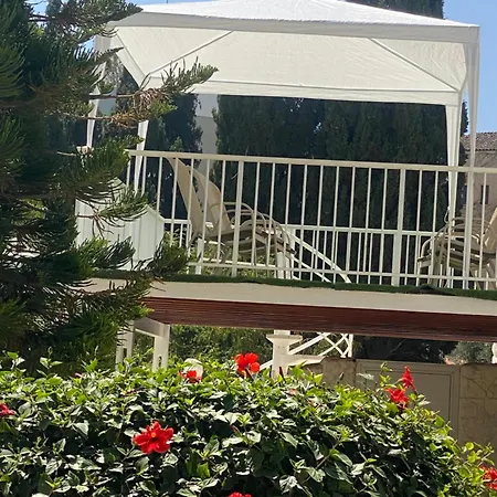 Villa 58 Coral Bay Seafront *