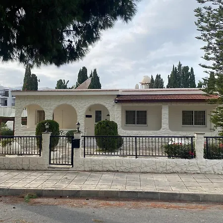58 Coral Bay Seafront Pegeia