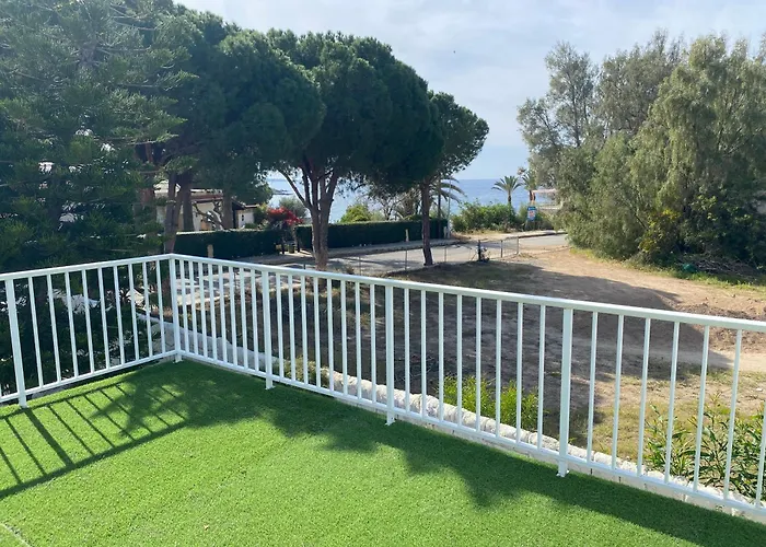 58 Coral Bay Seafront Peyia