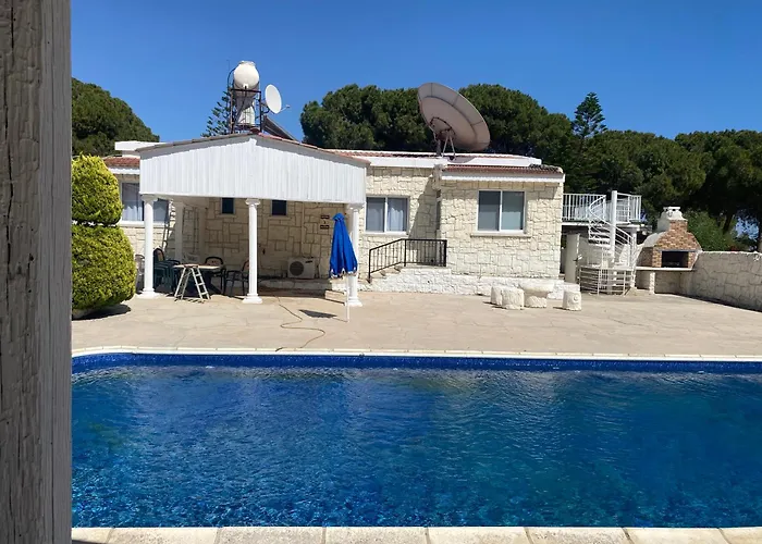 Villa 58 Coral Bay Seafront Peyia