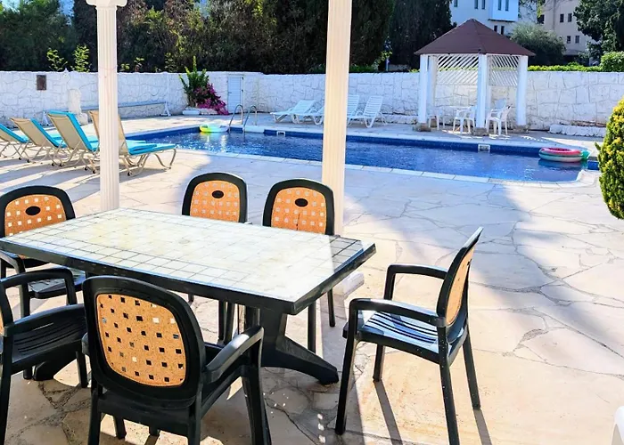 Villa 58 Coral Bay Seafront